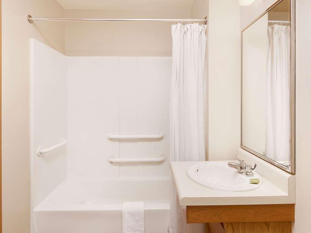 Extended Stay America Select Suites - Fayetteville - West מראה חיצוני תמונה