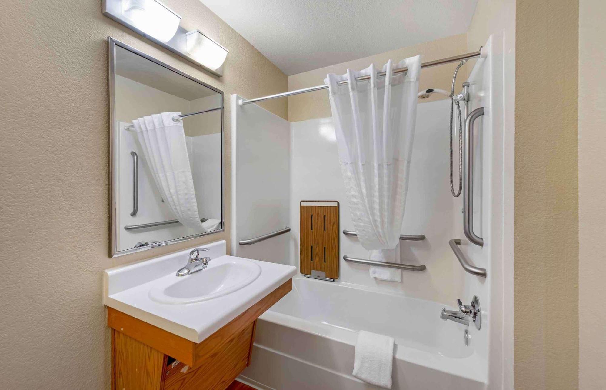 Extended Stay America Select Suites - Fayetteville - West מראה חיצוני תמונה
